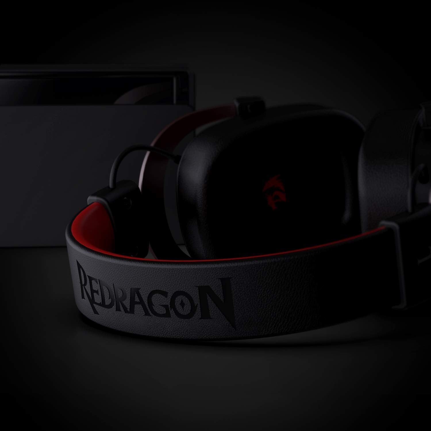 Redragon H510 Zeus Gaming Headphone Berkabel - Bunyi Surround 7.1 Maya - Kusyen Telinga Buih Memori - Pemacu 53MM - Mikrofon Boleh Tanggal - Headset Berbilang Platform - untuk PC / PS4 & Xbox One, Nintendo Switch
