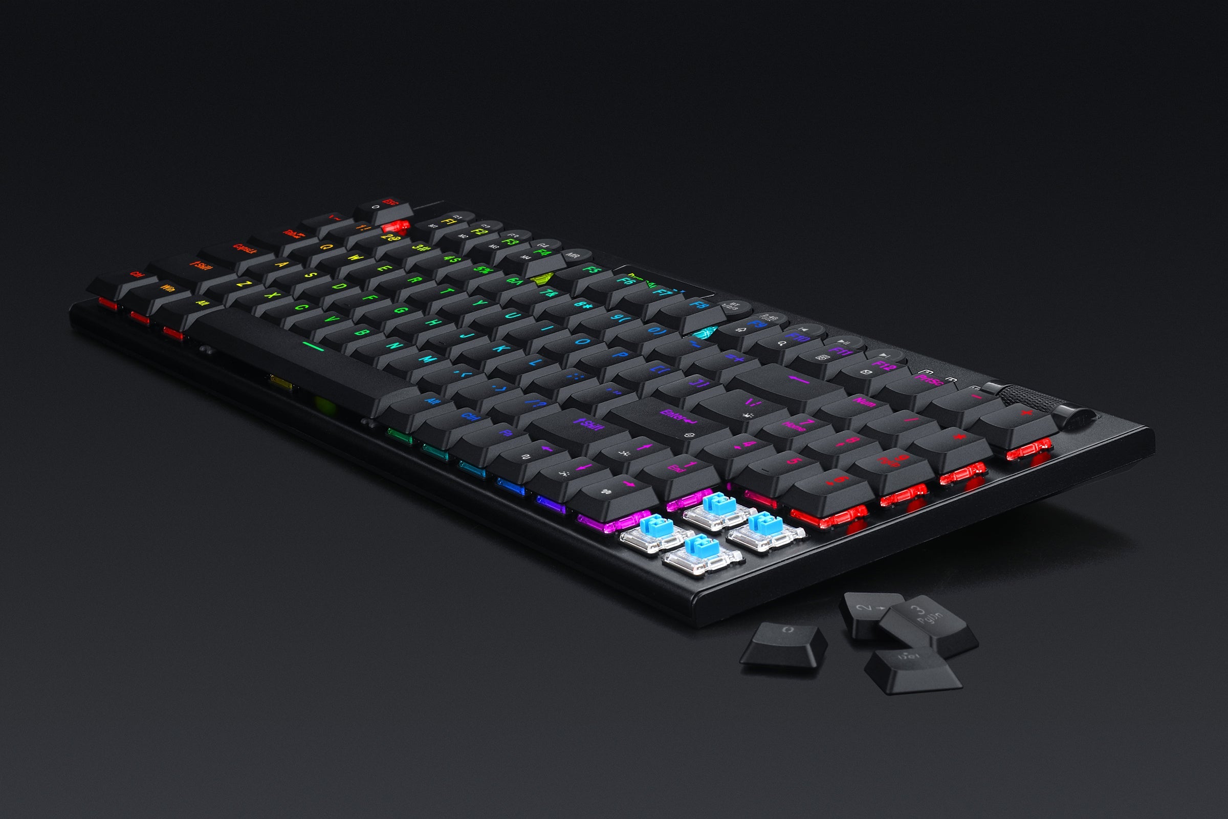 Papan kekunci mekanikal profil rendah 94 kekunci berwayar Redragon K625-KB