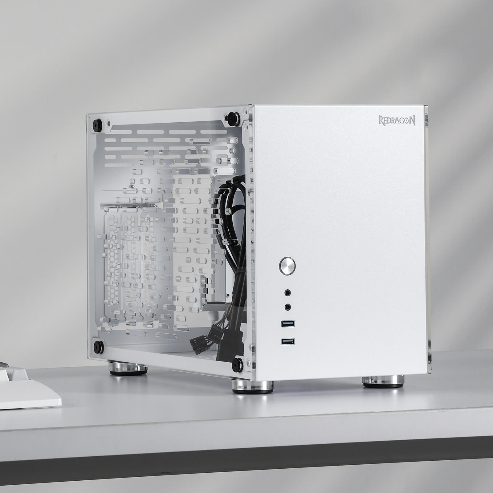 Sarung PC Permainan Redragon EB211 Mini-ITX, Casing Komputer Faktor Bentuk Kecil dengan Panel Telus Akrilik Sarang Lebah Berventilasi, GPU Tiga Slot dan Kebolehcapaian 360 Darjah, Putih