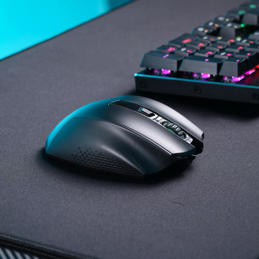 Redragon M994 Tetikus Permainan Bluetooth Wayarles, Tetikus Gamer Berwayar/Wayarles 26000 DPI dengan Sambungan 3-Mod, BT & Wayarles 2.4G, 6 Butang Makro, Kapasiti Kuasa Tahan Lama untuk PC/Mac/Komputer Riba