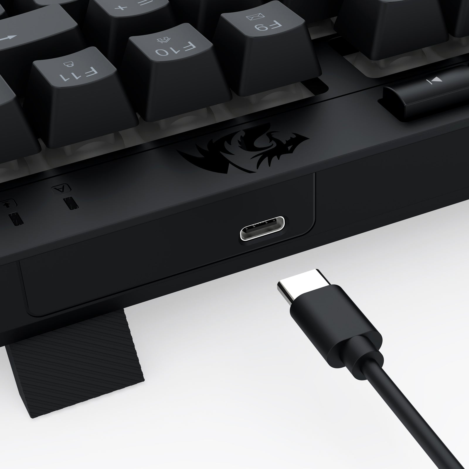 BUNDEL PAPAN KEKUNCI & TETIKUS BERWAYAR GAMING ESSENTIAL S155-RGB